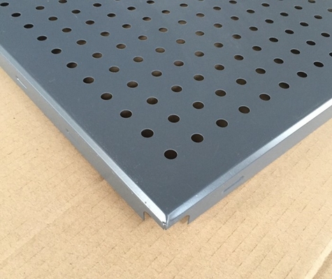 Techo perforado del metal del clip gris del color, diámetro perforado 3.0m m de los paneles acústicos