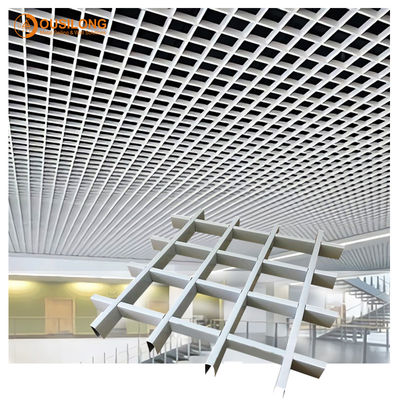 El polvo blanco cubrió el techo de aluminio de la rejilla del metal de 625x625m m 0.5m m con el techo suspendido comercial de la barra de la camiseta
