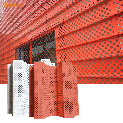 La resistencia a las inclemencias del tiempo acanaló las tejas arquitectónicas de aluminio del metal de los paneles de pared para el edificio comercial