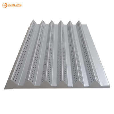 Los paneles de pared de aluminio lavables durables, los paneles de techo acanalados perforados del metal