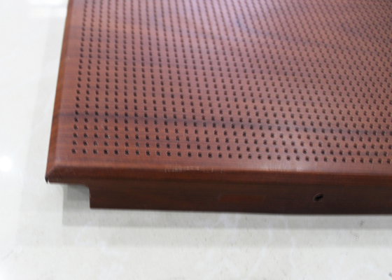 clip caído de madera de encargo en los paneles de techo 2x2 con la transferencia de calor