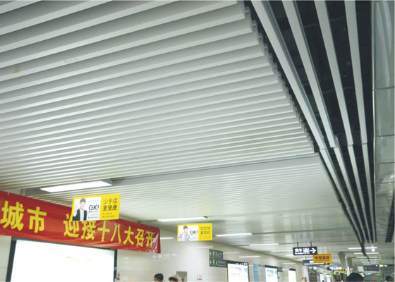 u flotante suspendido - los paneles del perfil del techo de aluminio de la pantalla/de pared exterior
