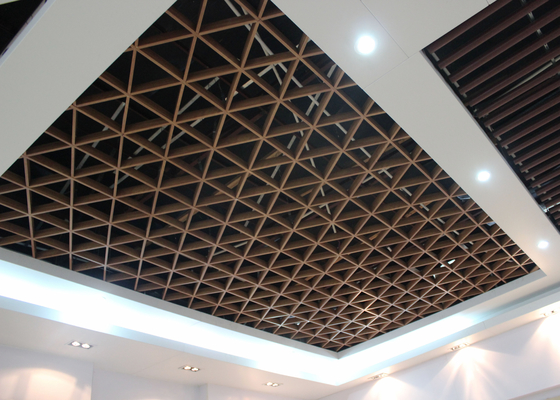 La madera de imitación tiene gusto del techo de la rejilla del metal/del diverso color de madera opcional disponibles