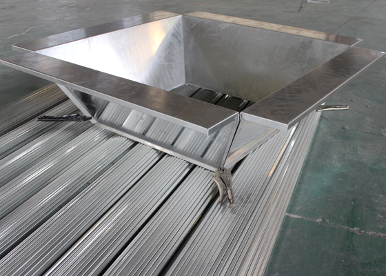 El panal de aluminio revestido de pintura americano de PPG PVDF cubre con forma por encargo